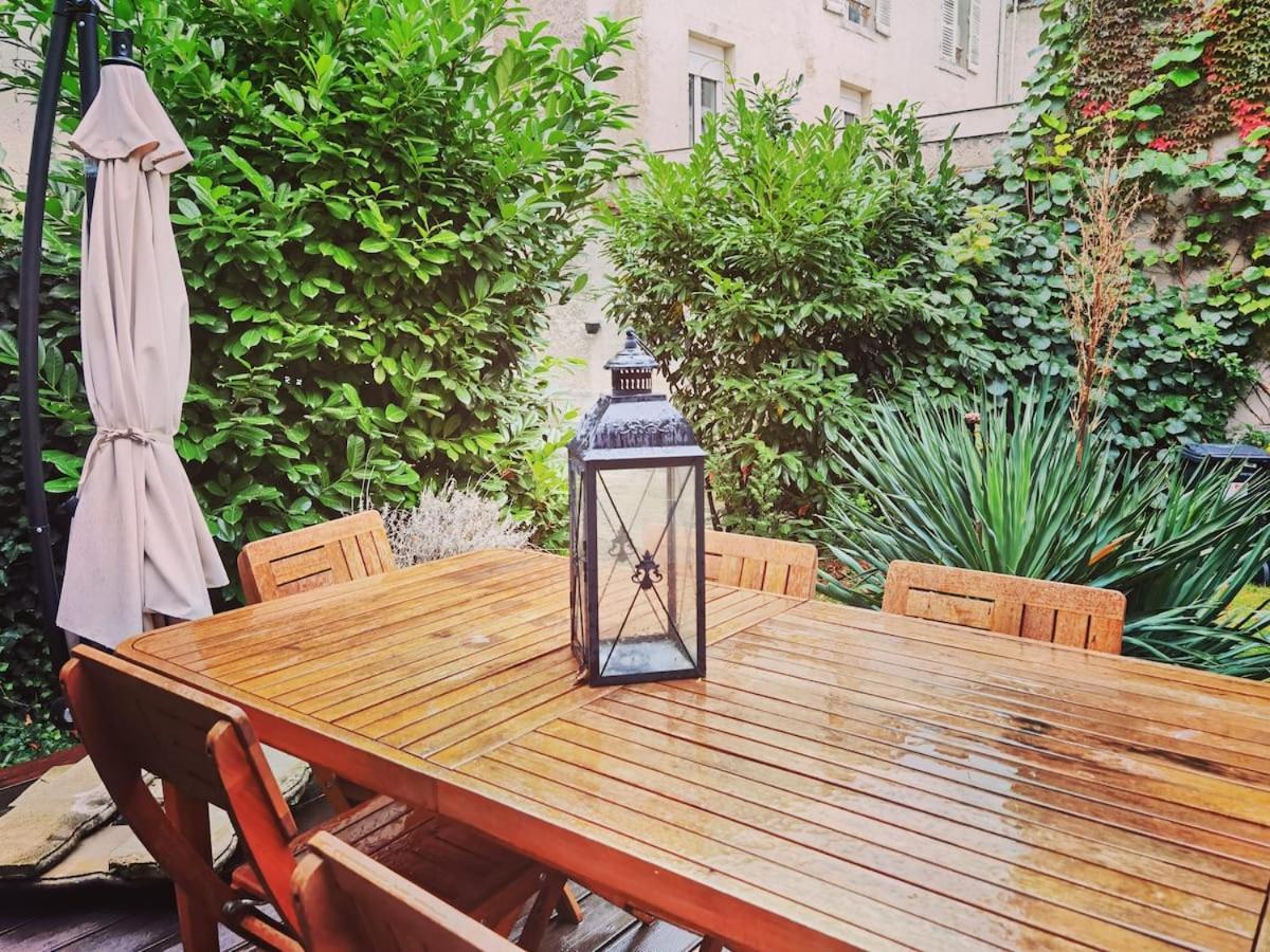 Maison De Ville Avec Terrasse Et Jardin Reims Bagian luar foto